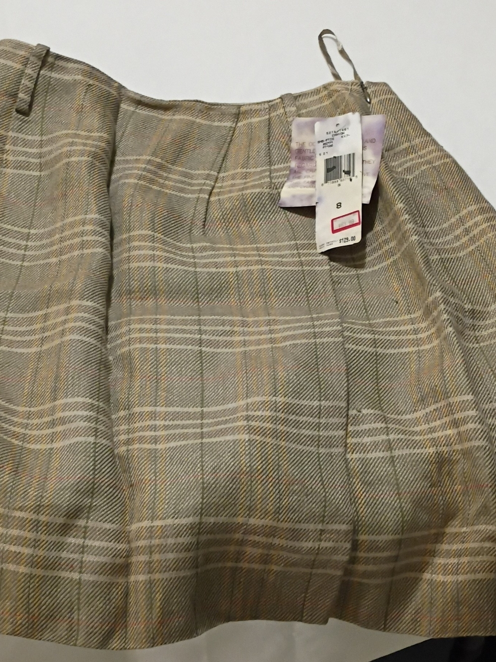 Jones New York Plaid Mini Skirt in Beige and Mustard Accents - Picture 3 of 5